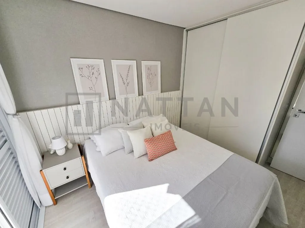 Imagem Apartamento Reformado com Acabamento de Alto Padrão - 63m²