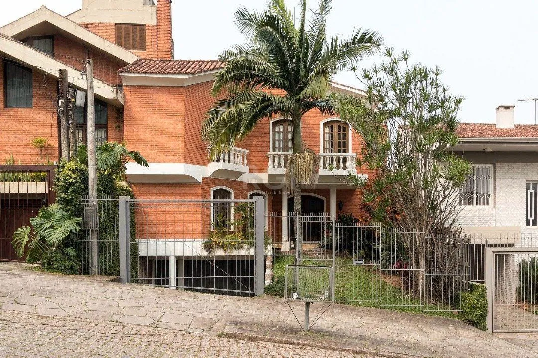 Imagem Casa para Venda - 430m², 4 dormitórios, sendo 1 suites, 5 vagas - Cristal