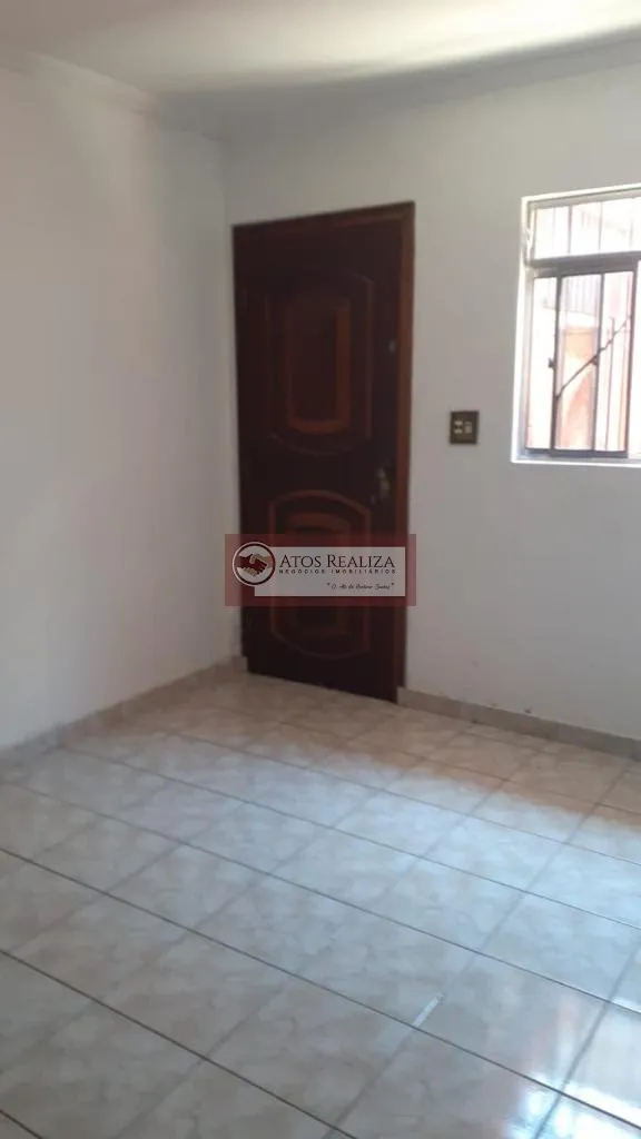 Imagem Sobrado de 100m² em Vila Sofia, São Paulo - 3 dormitórios, 2 suítes e 1 banheiro por R$ 670.000 - Confira!
