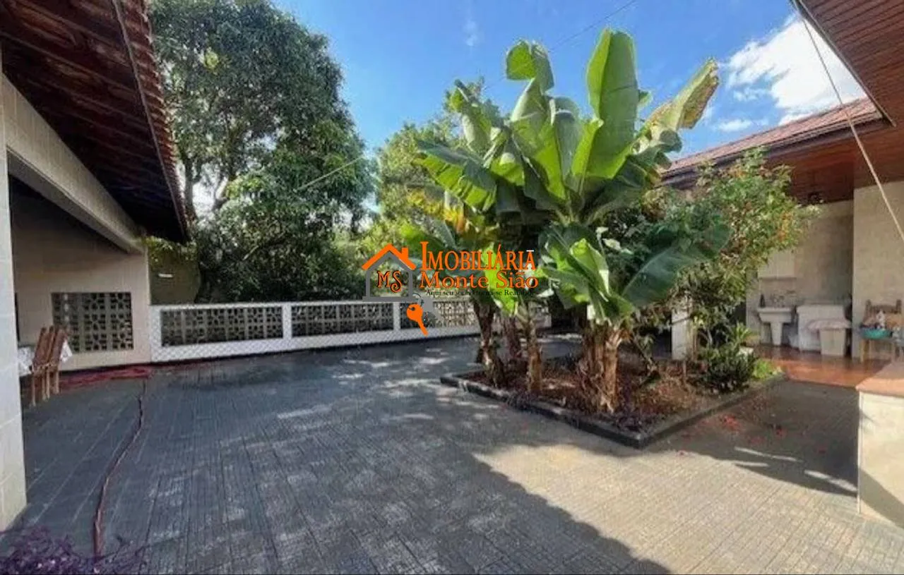 Imagem Casa com 3 dormitórios à venda, 860 m² por R$ 1.200.000 - Jardim do Papai - Guarulhos/SP