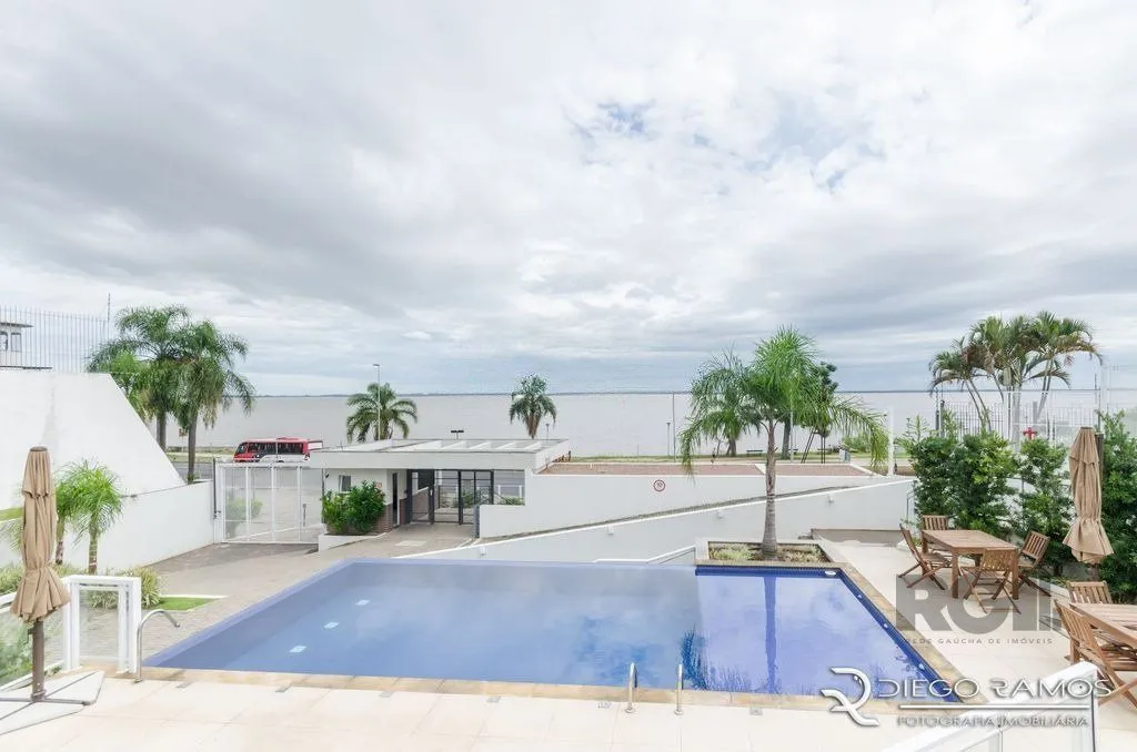 Imagem Casa Condominio para Venda - 365m², 3 dormitórios, sendo 3 suites, 3 vagas - Praia de Belas