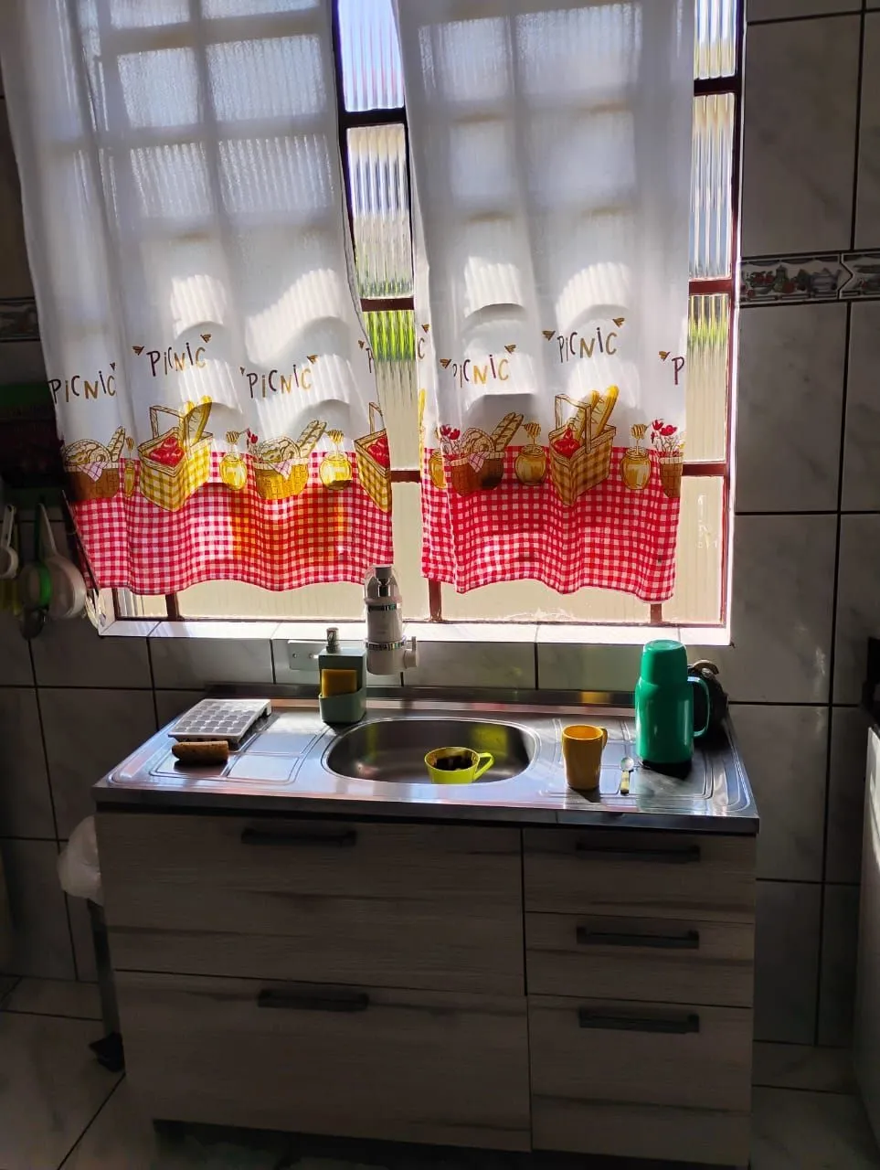Imagem Casa térrea 3 dormitórios, 2 vagas cobertas as demais descobertas bairro cristal