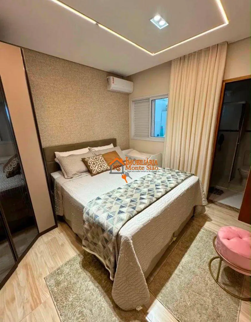 Imagem Sobrado com 2 dormitórios à venda, 96 m² por R$ 600.000,00 - Cumbica - Guarulhos/SP