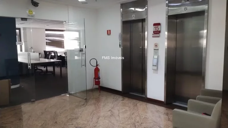 Imagem Conjunto comercial mobiliado com 286m² no Rio de Janeiro.