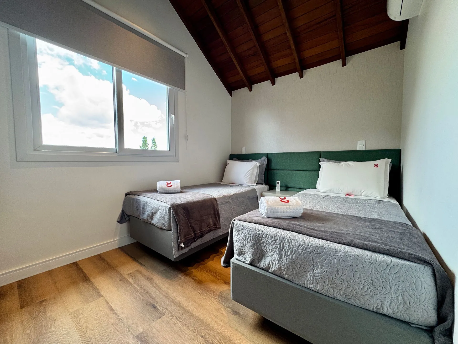 Imagem Duplex à venda em Gramado, Carniel, com 3 quartos, 88m2