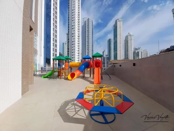 Imagem Apartamento Quadra Mar para Venda em Balneário Camboriú / SC no bairro Pioneiros