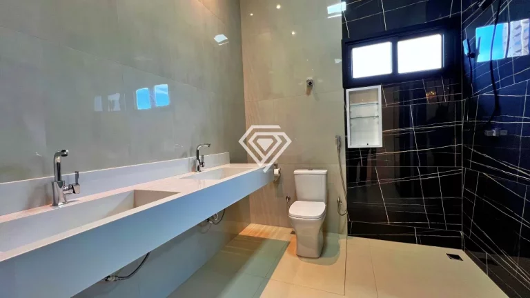 Imagem Sobrado 5 Quartos, 411 m² c/ lazer à venda na 205 Sul