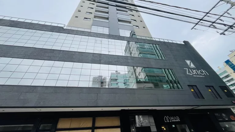 Foto do imóvel Apartamento para Venda em Itapema, Meia Praia, 3 dormitórios, 3 suítes, 3 banheiros em Meia Praia