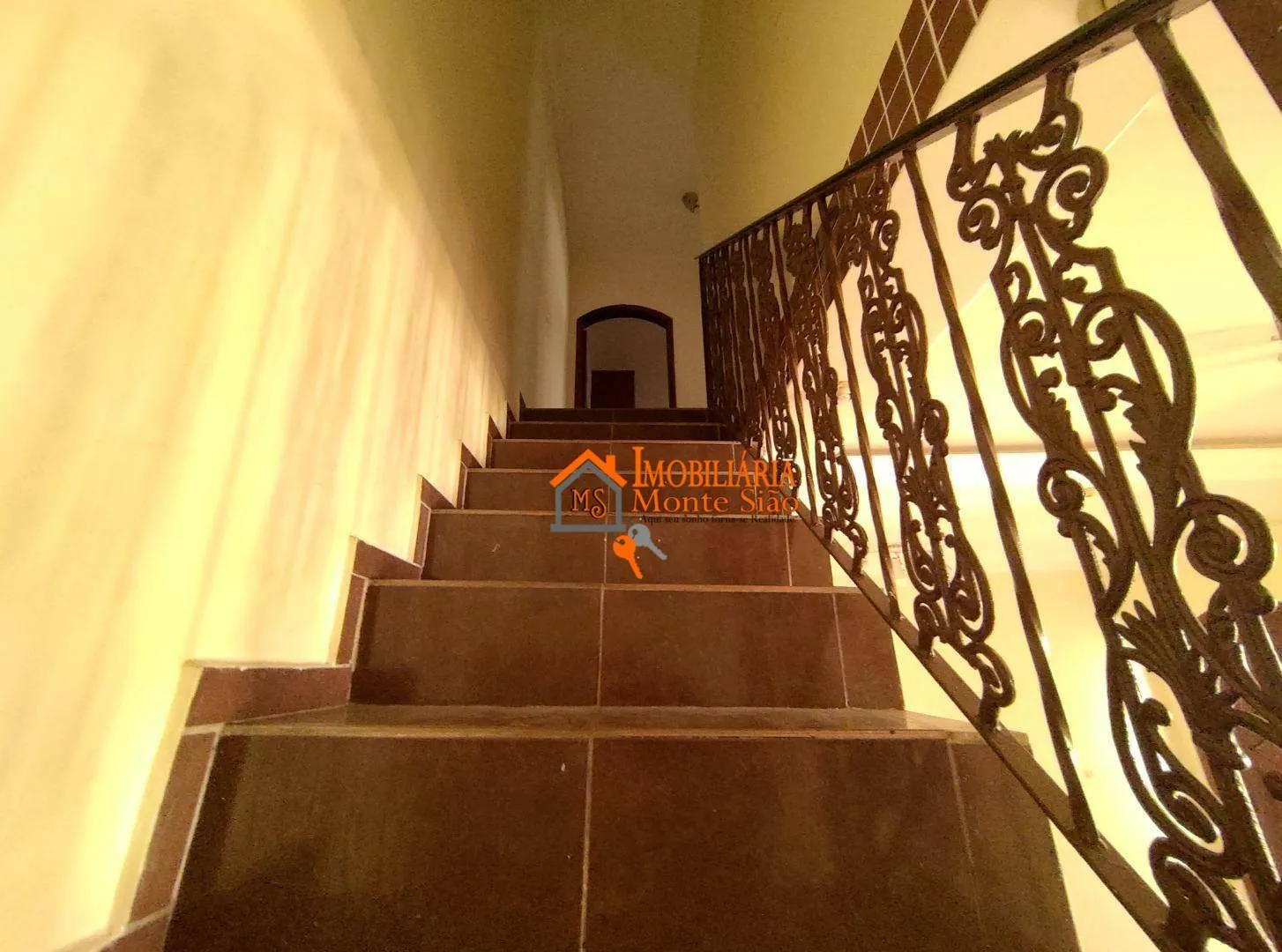 Imagem Sobrado com 2 dormitórios à venda, 250 m² por R$ 739.000,00 - Vila Barros - Guarulhos/SP