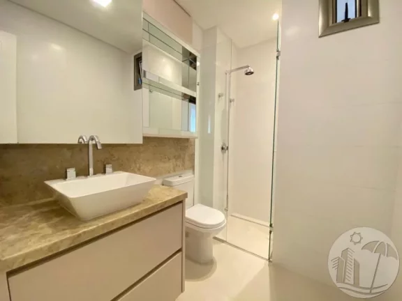 Imagem APARTAMENTO FRENTE MAR - EXCLUSIVIDADE 1 AP. POR ANDAR 5 Suítes + Dependência e