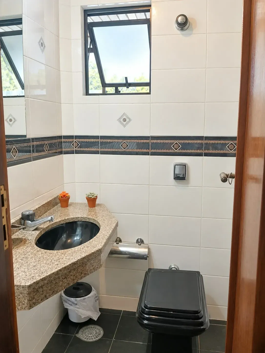 Imagem Apartamento com 2 Quartos à Venda, 52 m² em Matinhos - Matinhos