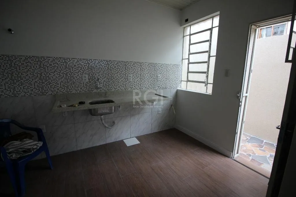 Imagem Casa com 3 Dormitórios Para comprar 250 m² - Petrópolis - Porto Alegre/R