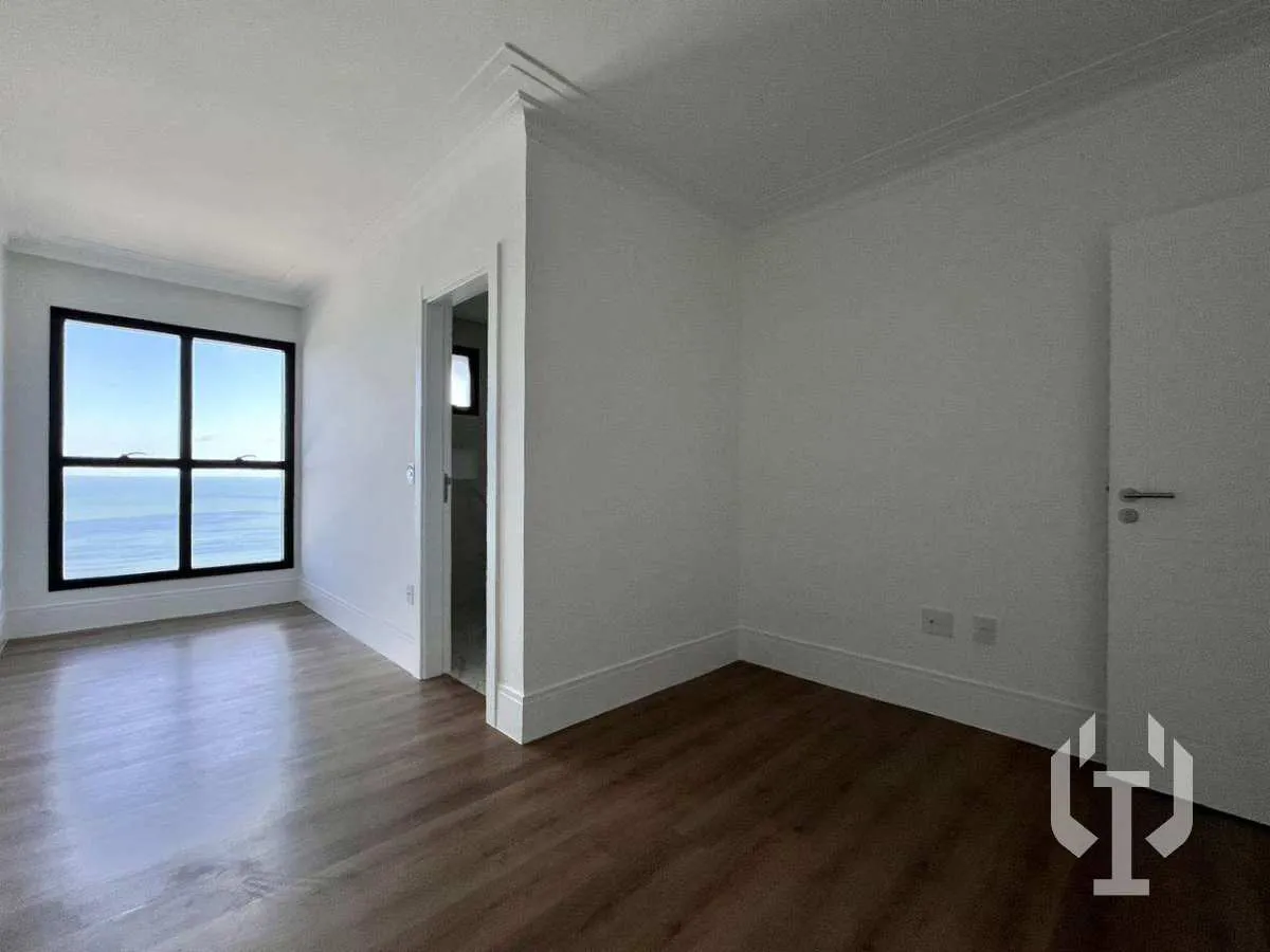Imagem Apartamento à 80 Metro da Praia 3 Suítes Lazer Completo no Centro de Itapema