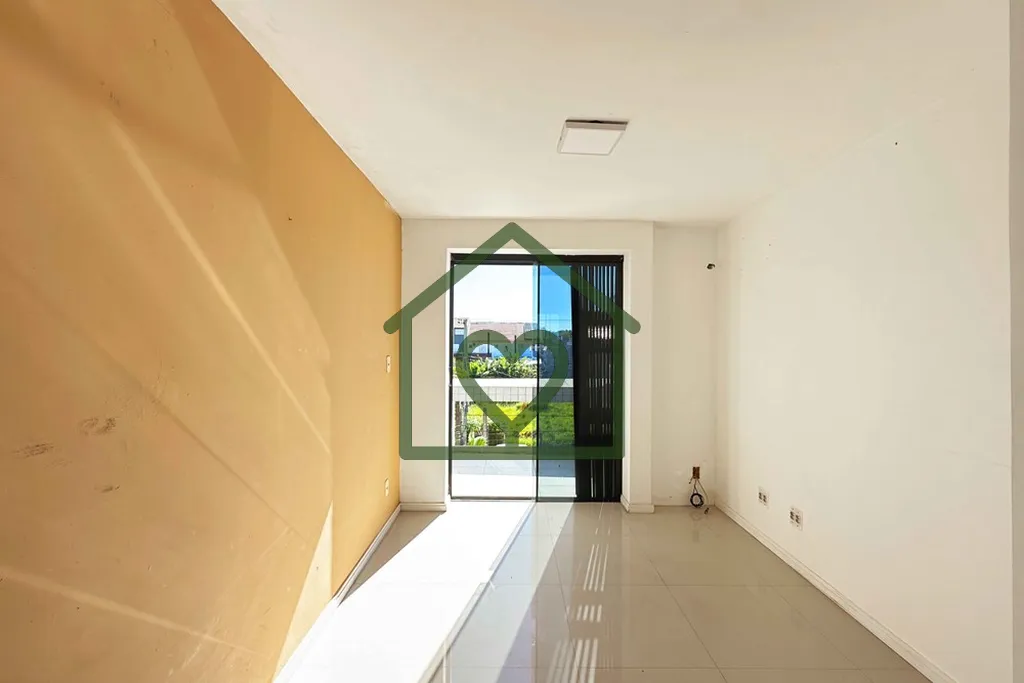 Imagem Casa com 110m² privativos, 3 dormitórios, sendo 1 suíte com sacada, projetada para oferecer confo...