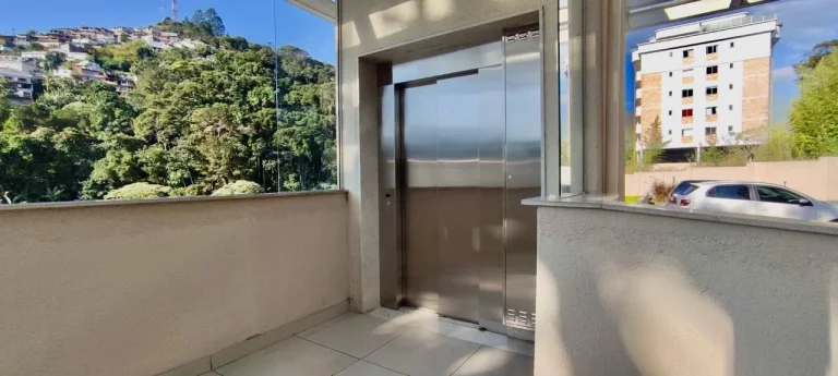 Imagem Apartamento para Venda em Teresópolis, Várzea, 2 dormitórios, 1 suíte, 2 banheiros, 1 vaga