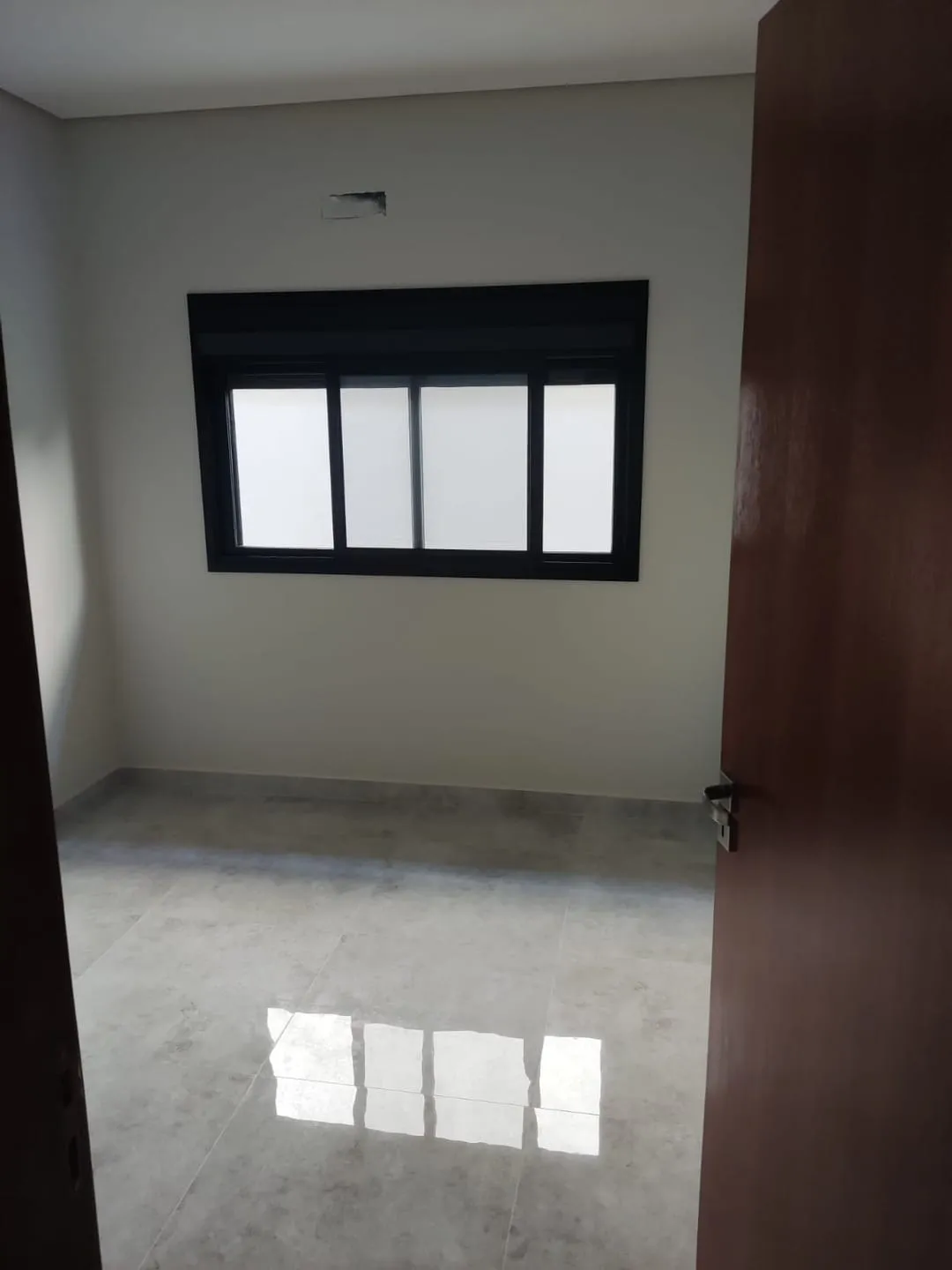 Imagem Casa à venda 3 Quartos, 1 Suite, 2 Vagas, 300M², Bairro do Grama, Caçapava - SP | Condomínio Terras do Vale