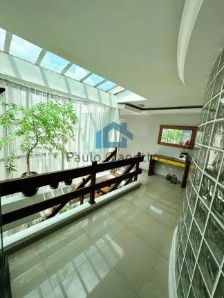 Imagem Casa espetacular à venda em Condomínio na Granja Viana