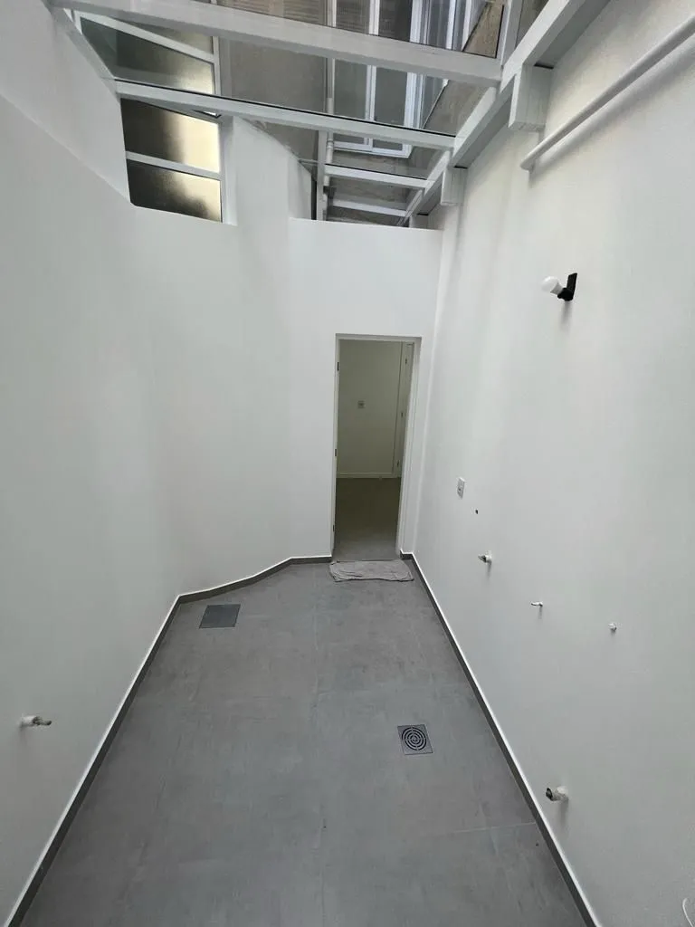 Imagem Apartamento GARDEN de 2 dormitórios Reformado. Próximo a 24 de Outubro.