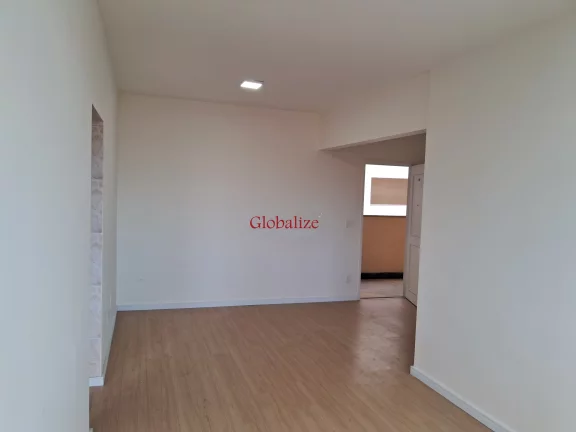 Imagem Lindo apartamento bem espaçoso em Santos na melhor localização do bairro do Estuário com 2 dormitórios e todo reformado à venda por R$ 375.000,00