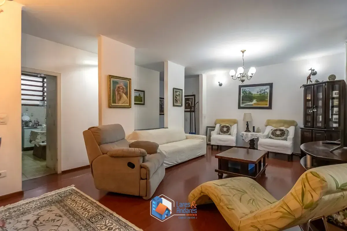 Imagem Casa para venda em Vila Cordeiro com 3 quartos, sendo 2 suítes, 194m²
