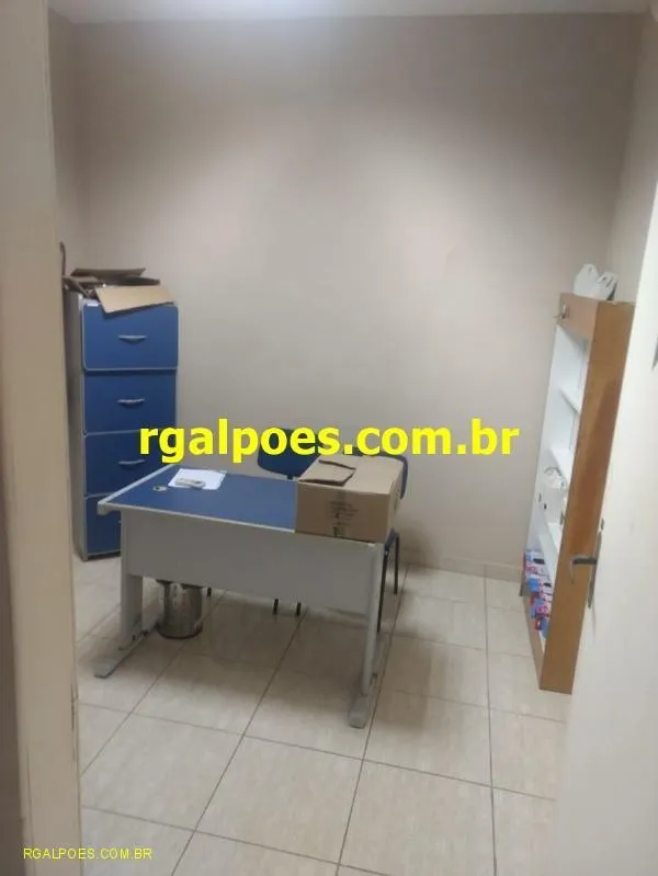 Imagem Salão Comercial para Venda em SÃO JOÃO DE MERITI, Vila São João, 3 banheiros, 2 vagas