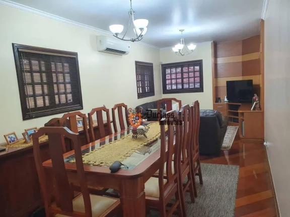 Imagem Sobrado com 3 dormitórios à venda, 202 m² por R$ 850.000,00 - Vila Floresta - Santo André/SP