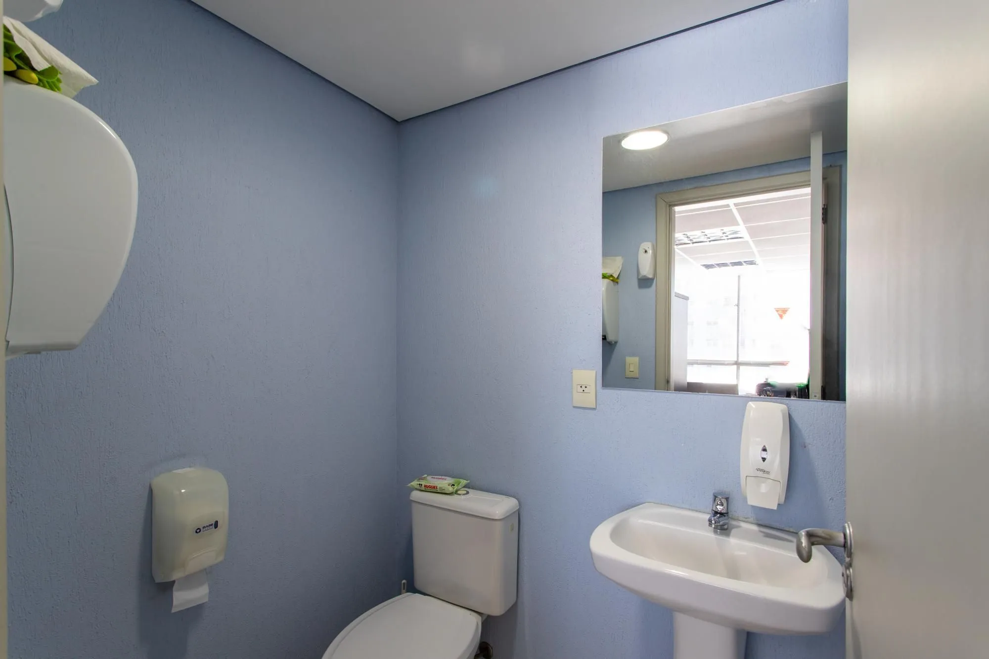 Imagem Andar inteiro mobiliado com 215 m² para até 60 pessoas