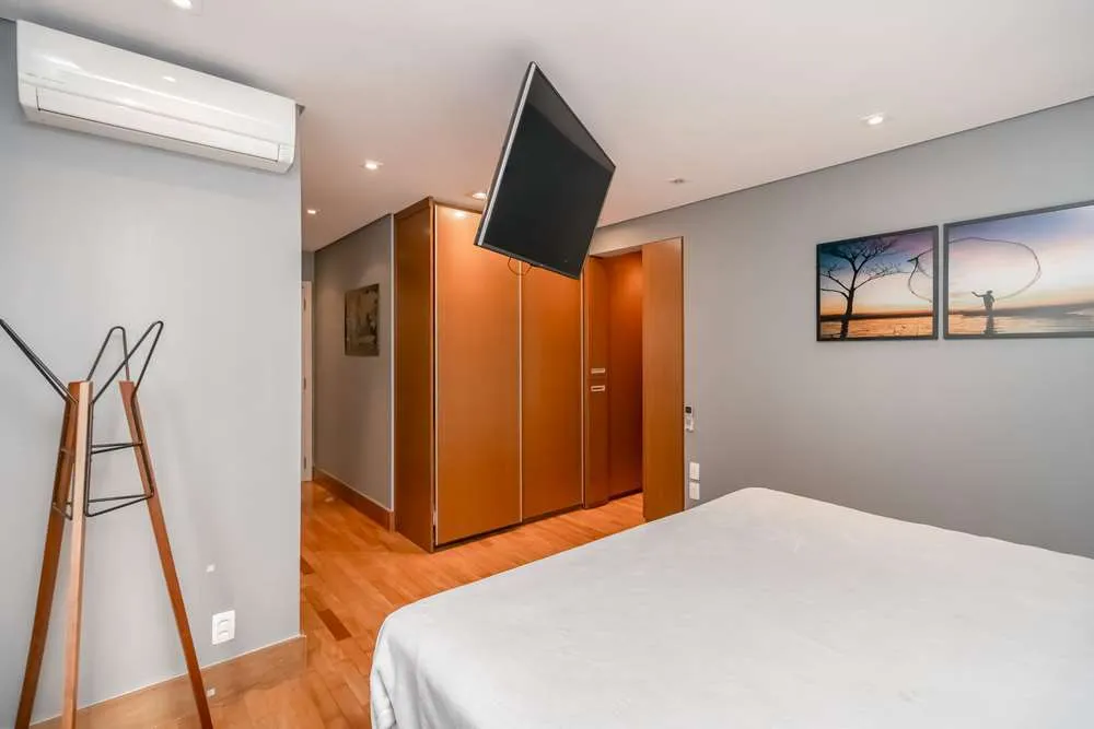 Imagem Apartamento à venda em São Paulo, Vila Nova Conceição, com 2 quartos, 146m2