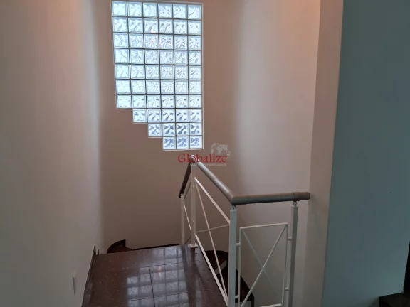 Imagem Casa Sobreposta Alta em Santos no Embaré com piscina, 3 dormitórios, dependência de empregada, uma suíte a venda por R$ 2.000.000,00