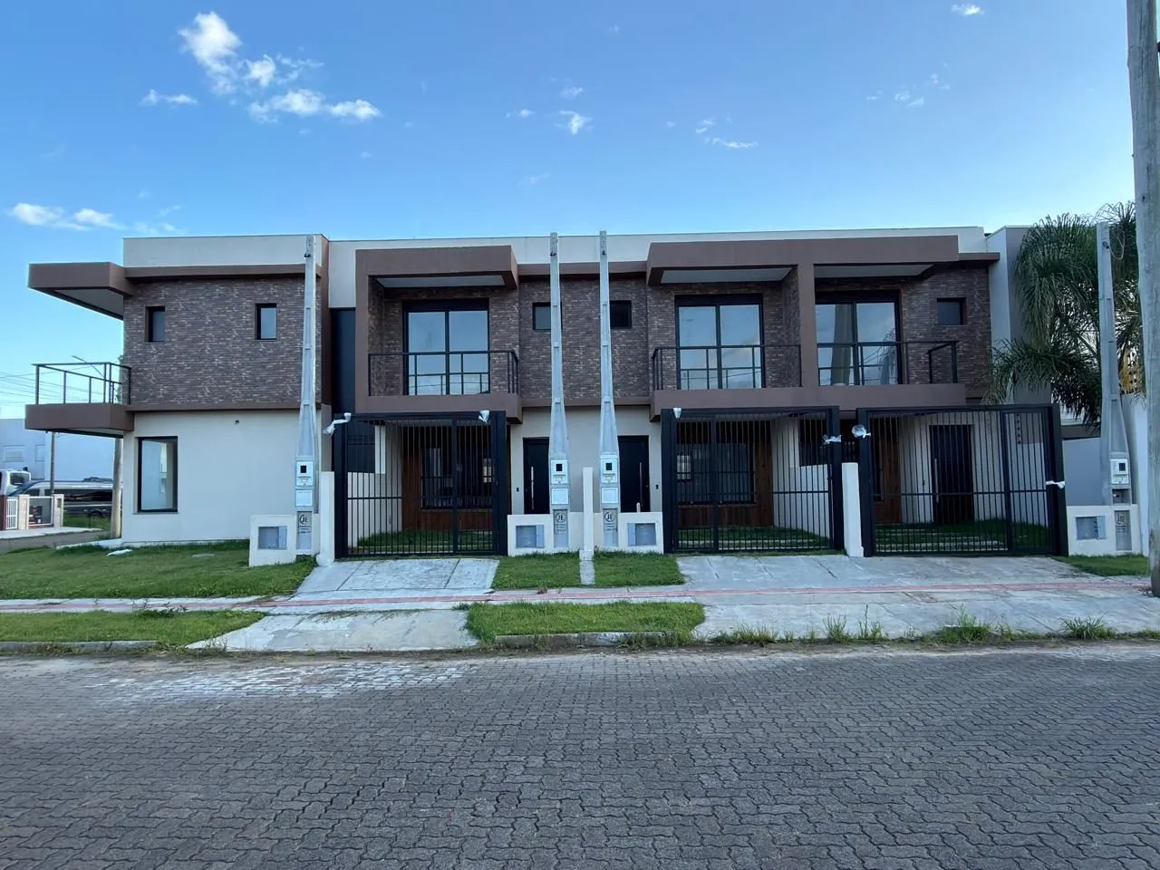 Imagem Duplex à venda em Torres, Morada Das Palmeiras, com 2 quartos, 84m2