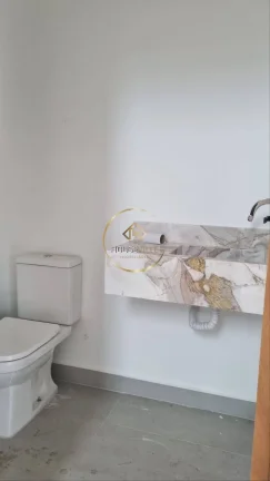 Imagem Casa Sobrado, 3 Dormitórios (1 suíte), 4 vagas, Condomínio Terras do Vale.