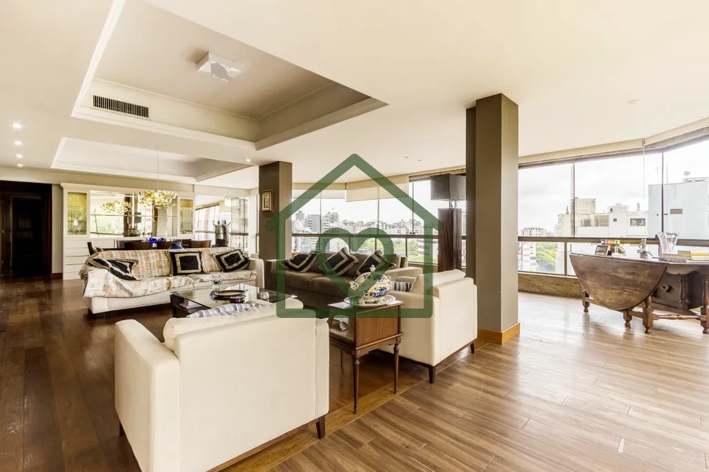 Imagem Amplo apartamento de 244m² com 2 suítes completas, sendo uma master com closet e sacada integrada....