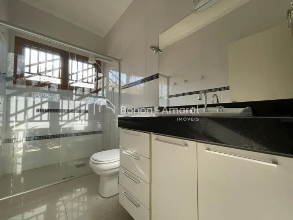 Imagem Casa bairro no Chácara da Barra em Campinas/SP. São 185m² de construção, sala estar com ar-cond...