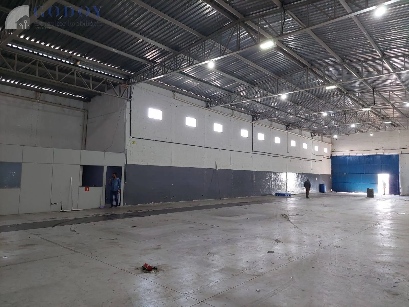 Imagem Galpão Comercial e Industrial com 825m² para Locação