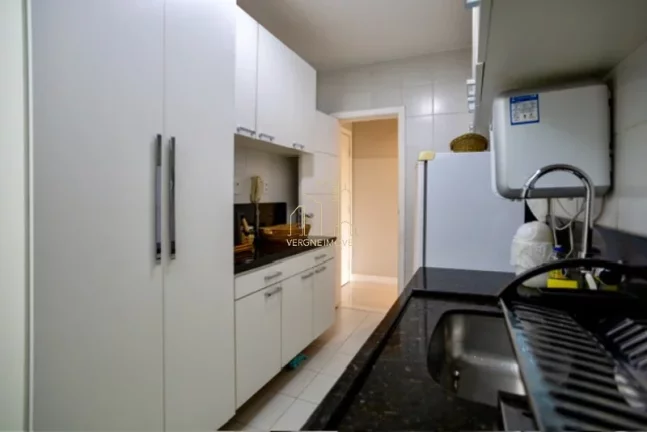 Imagem Apartamento amplo com três quartos varanda gourmet a venda na Graça