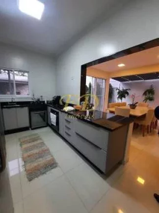 Imagem Casa de Alto Padrão em Condomínio Fechado Atibaia