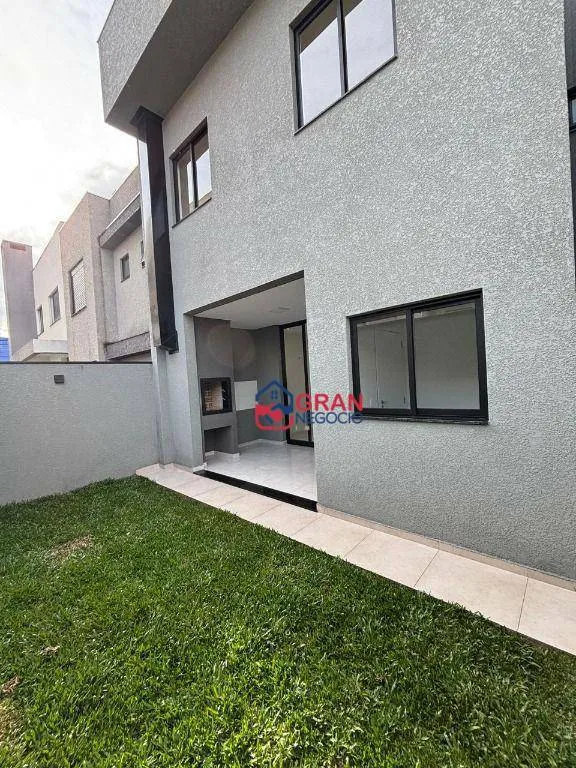 Imagem Casa de alto padrão no Condomínio, em São José dos Pinhais