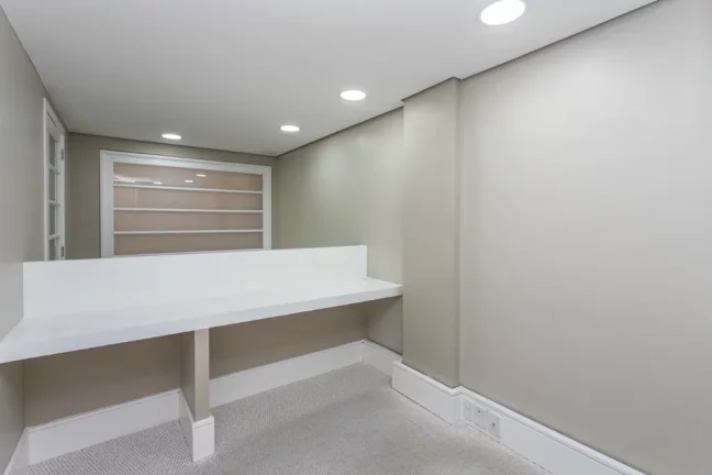 Imagem Sala para venda no bairro Moinhos de Vento em Porto Alegre