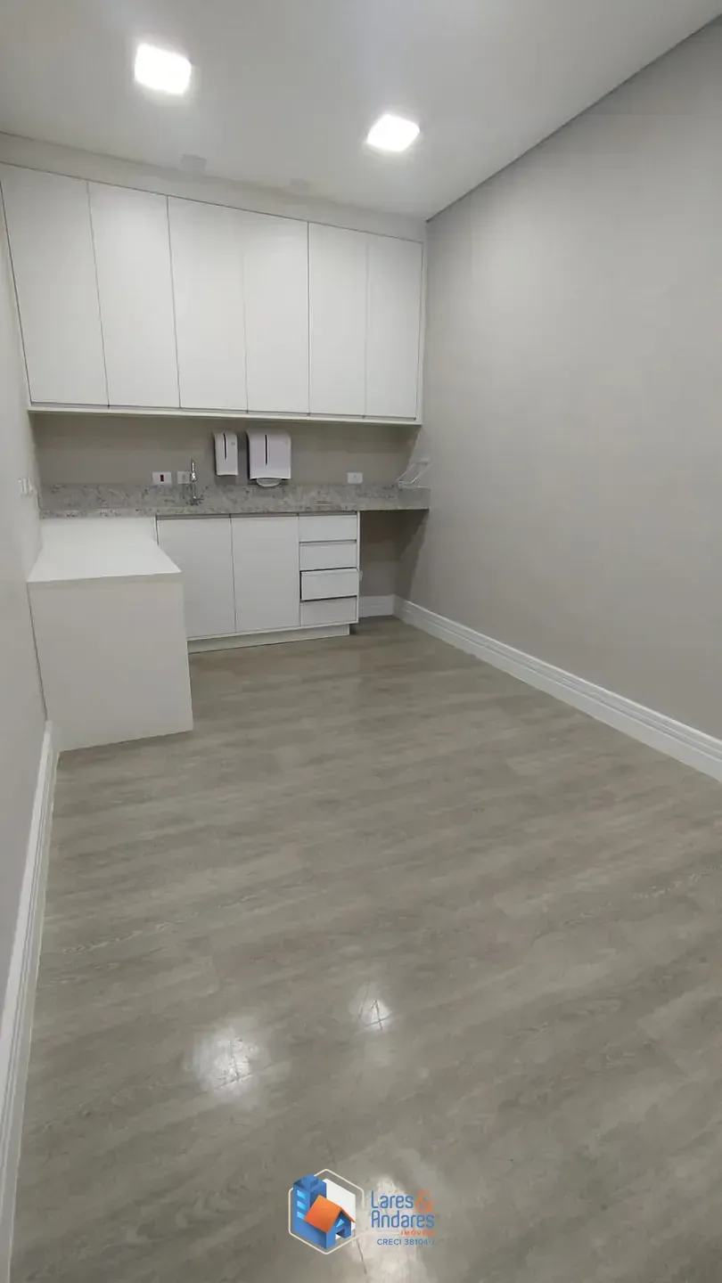 Imagem Casa comercial para venda e locação em Indianópolis, 500m²