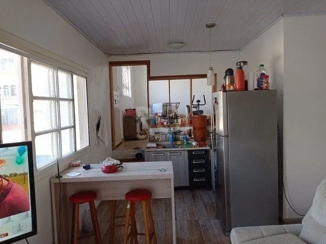 Imagem Casa para Venda - 200m², 4 dormitórios, 4 vagas - Passo da Areia