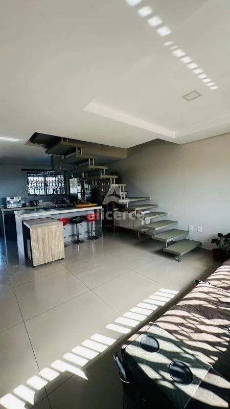 Imagem Oportunidade Única - Casa à Venda com Piscina I 2 Dormitórios I 1 Suíte I 2 Vagas de Garagem - em Areias do meio Governados Celso Ramos - SC