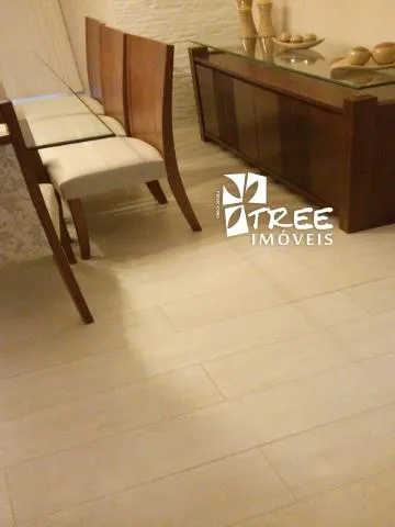 Imagem VENDA DE SOBRADO NO PARQUE SANTA TERESA, EM SANTA ISABEL/SP, 366m² com 4 quartos, suíte com planejados, cozinha, 04 salas e 03 vagas. CONSULTE-NOS.