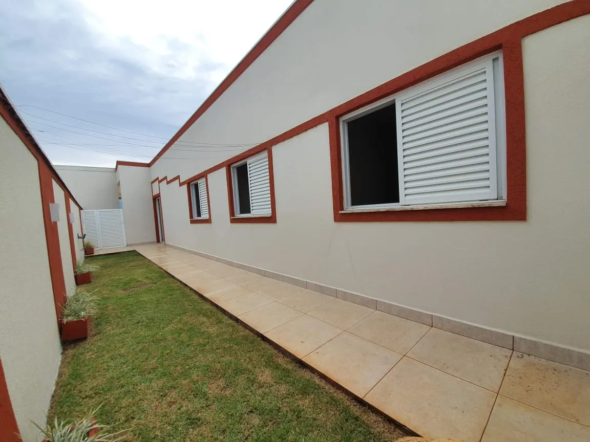 Imagem Casa térrea mobiliada para venda ou locação no Condomínio Lago da Serra em Araçoiaba da Serra