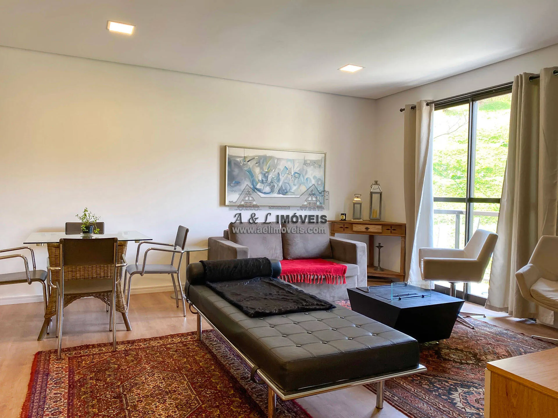 Imagem Apartamento à venda em Campos do Jordão - Com 02 dormitórios