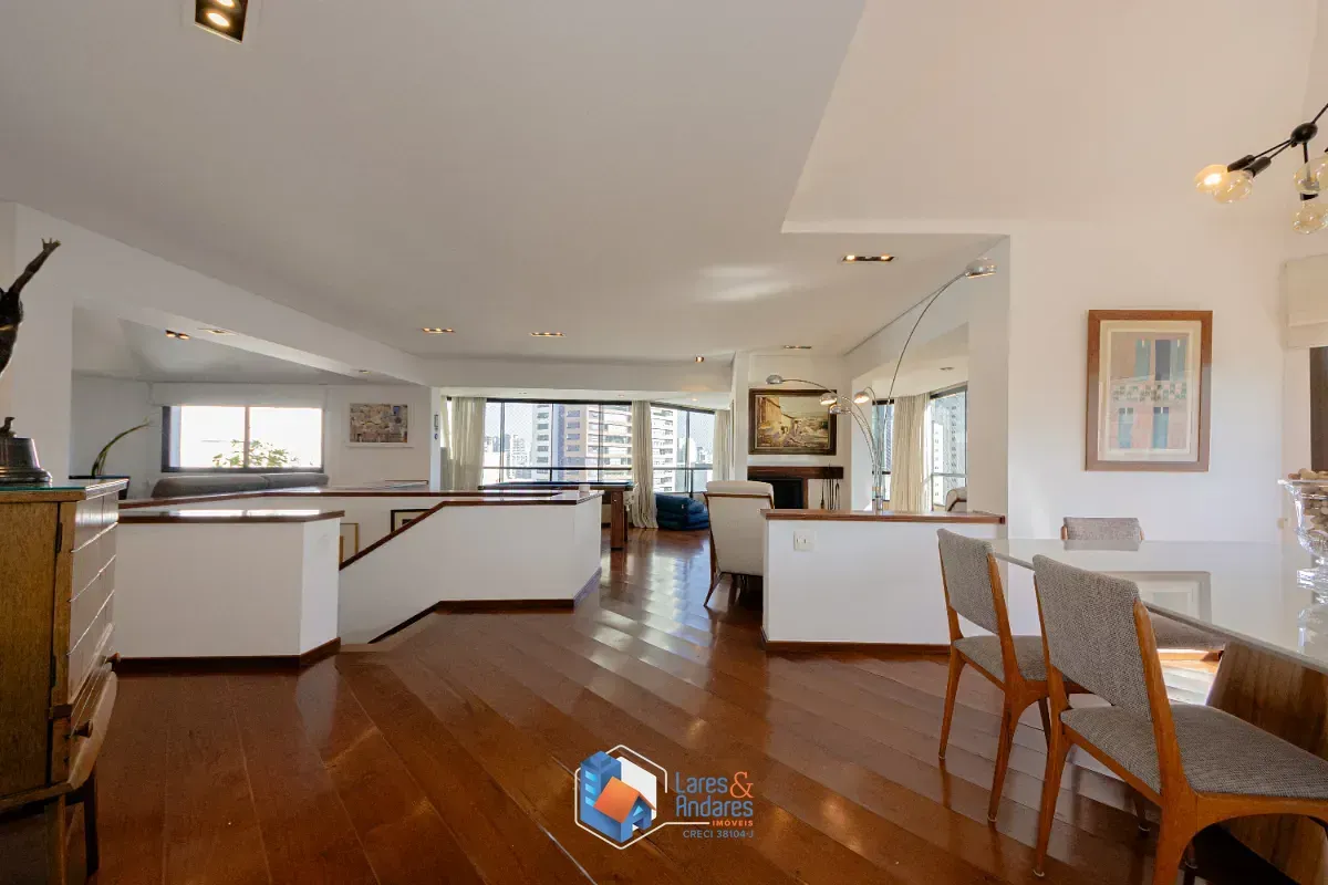 Imagem Cobertura para venda em Campo Belo com 4 quartos, sendo 4 suítes, 430m²