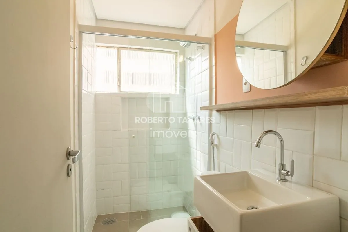 Imagem Apartamento Mobiliado e totalmente Reformado! 145 m2 úteis 5dts e 3 suítes, cozinha aberta para sala - Está a duas quadras da Av. Paulista.