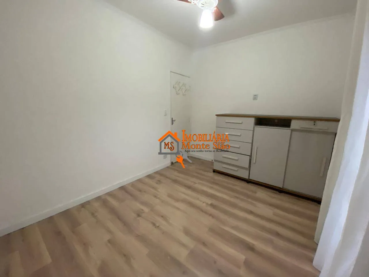 Imagem Apartamento com 2 dormitórios à venda, 49 m² por R$ 280.000,00 - Parque Renato Maia - Guarulhos/SP