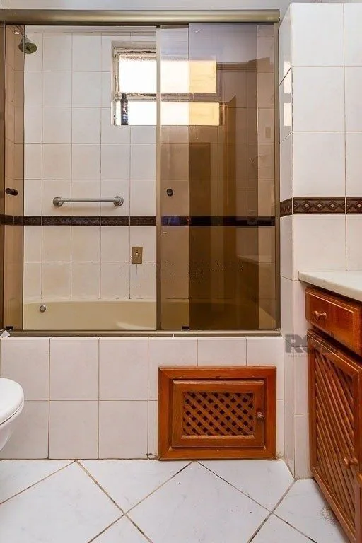 Imagem Apartamento 2 dormitórios, 84 m², 2 banheiros no Bairro Petrópolis em Porto Alegre