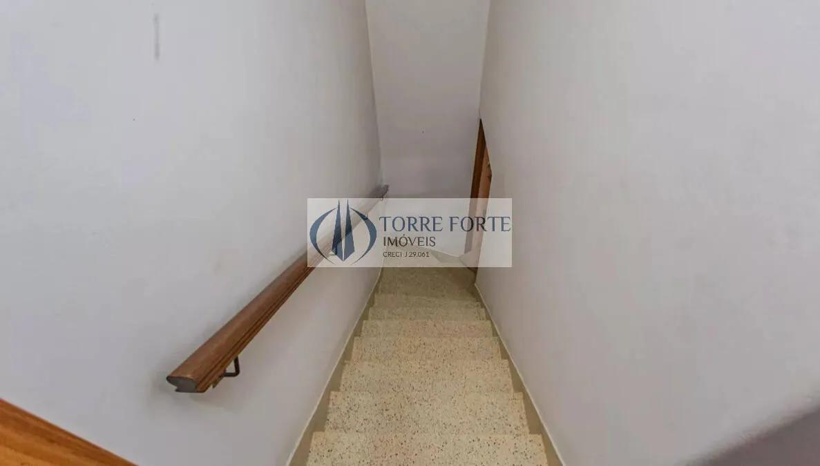 Imagem Linda casa com 2 dormitórios e 1 vaga em Vila Gumercindo