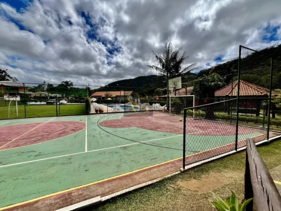 Imagem Casa para Venda em Teresópolis, Albuquerque, 3 dormitórios, 1 suíte, 3 banheiros, 1 vaga